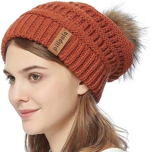 PiliPala Women's winter hat with warm fur pompom